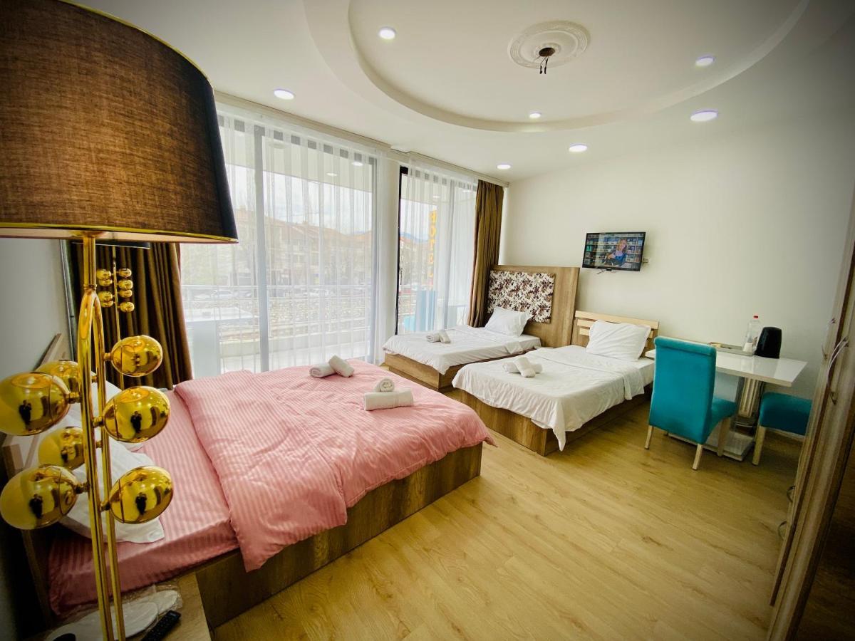 Hotel Perla Prizren Luaran gambar